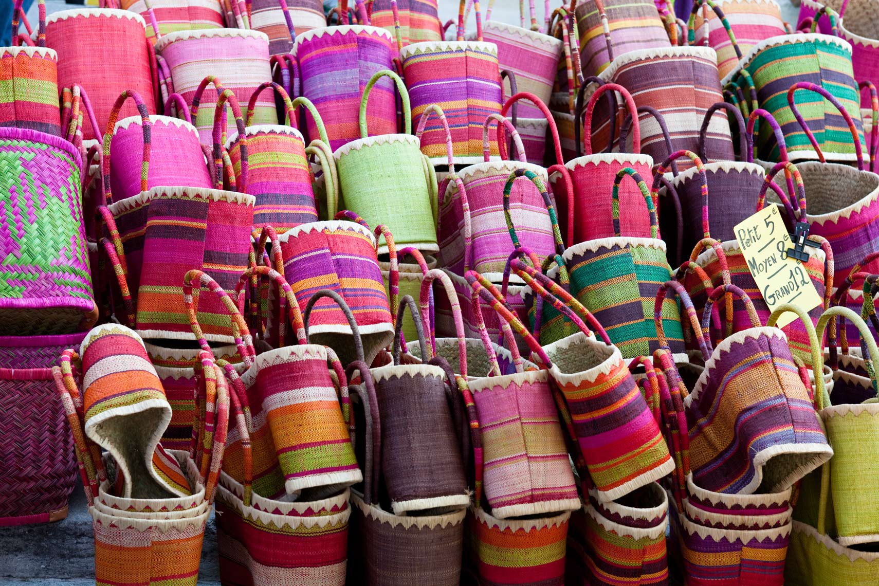 Colorful_Baskets