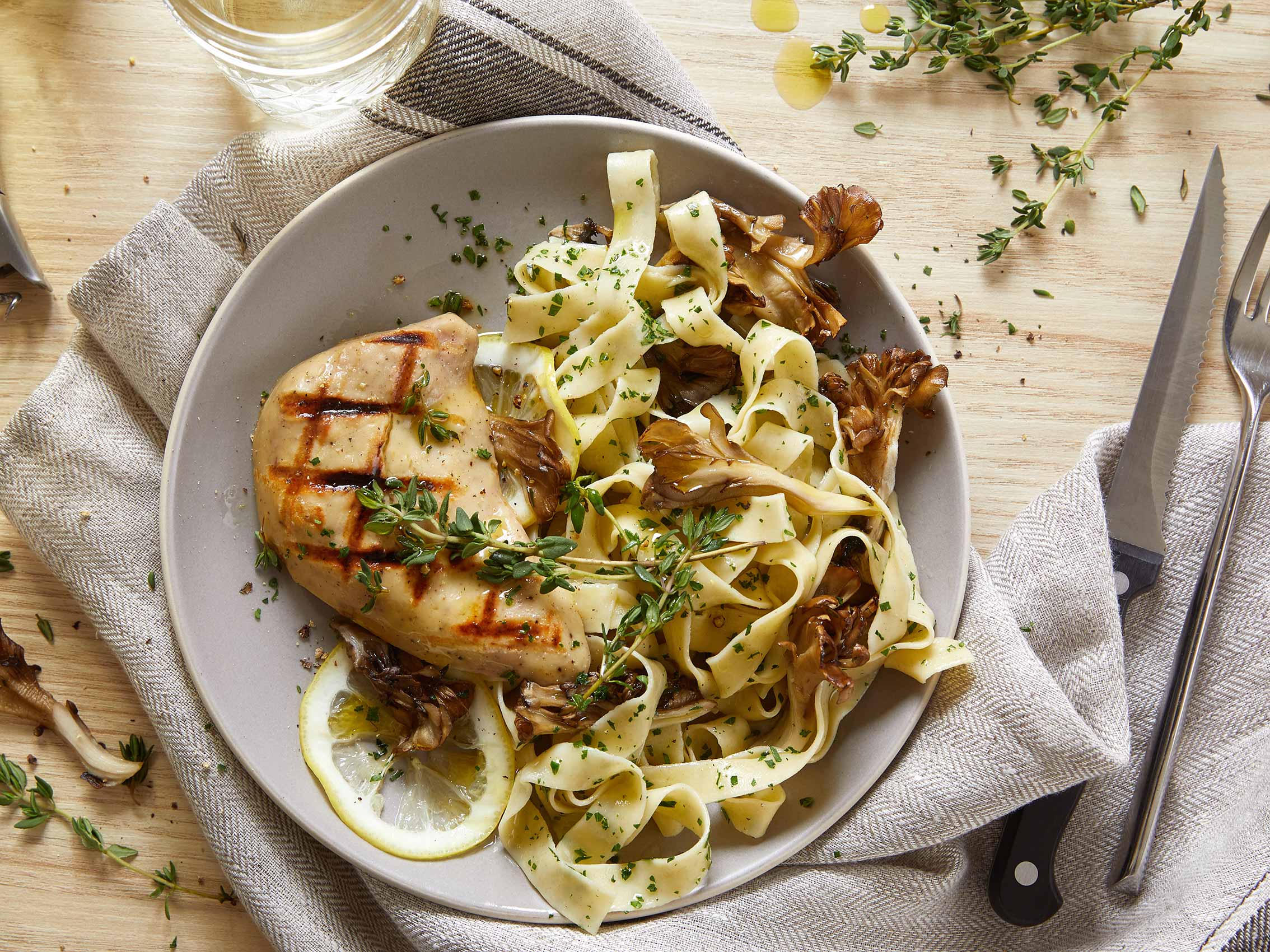 Cultured_Chicken_2485_pasta_whole_chicken_mess_less-oil-web